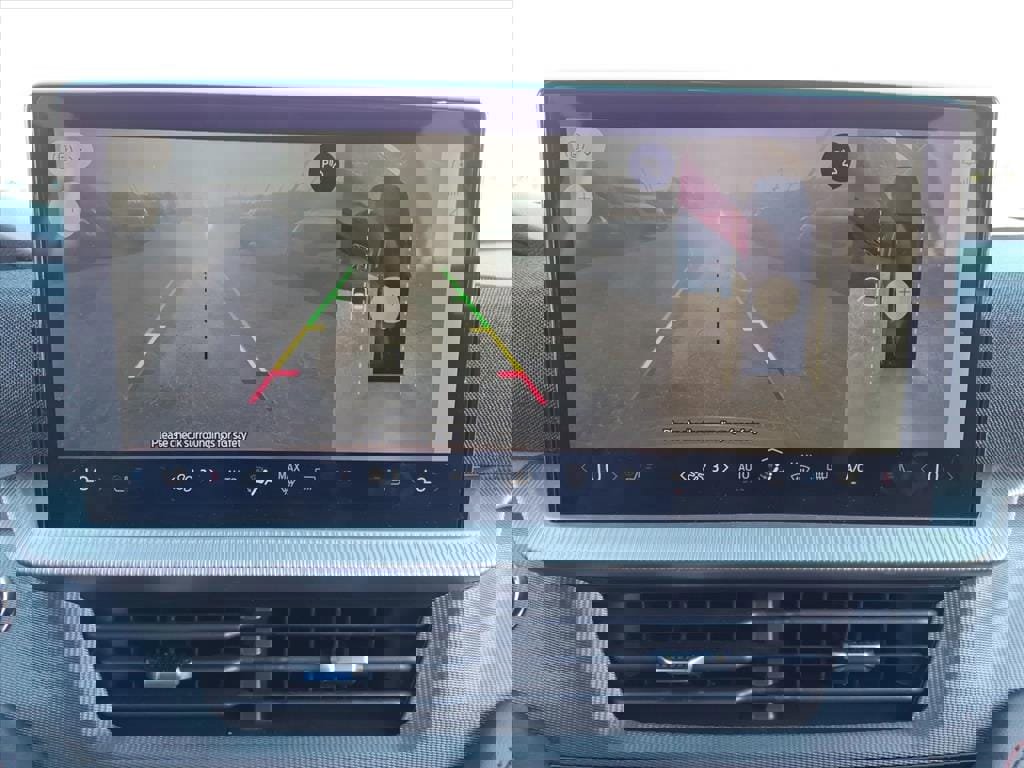 Used 2025 Ford Explorer ST-Line w/ Premium Package image 13