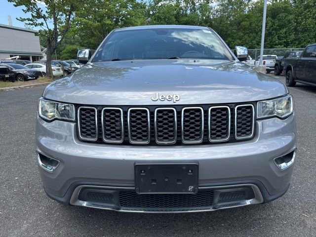 Used 2018 Jeep Grand Cherokee Limited AWD/4WD image 2