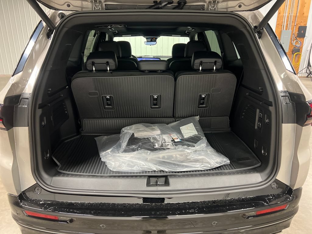 New 2026 Buick Enclave Sport Touring w/ Power Package AWD/4WD image 11