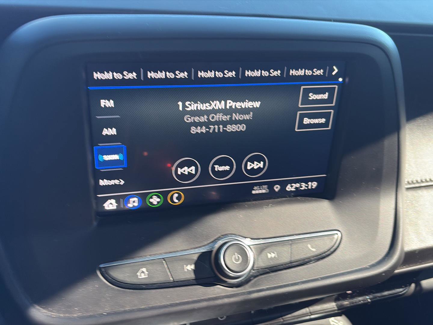 Used 2020 Chevrolet Camaro LT image 17