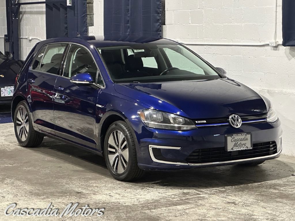 Used 2019 Volkswagen e-Golf SE w/ Driver Assistance Package image 1