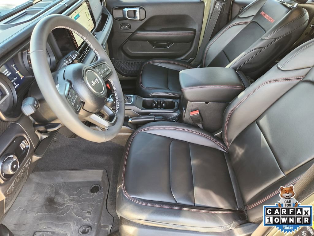 Used 2025 Jeep Wrangler Unlimited Rubicon w/ Technology Group image 19