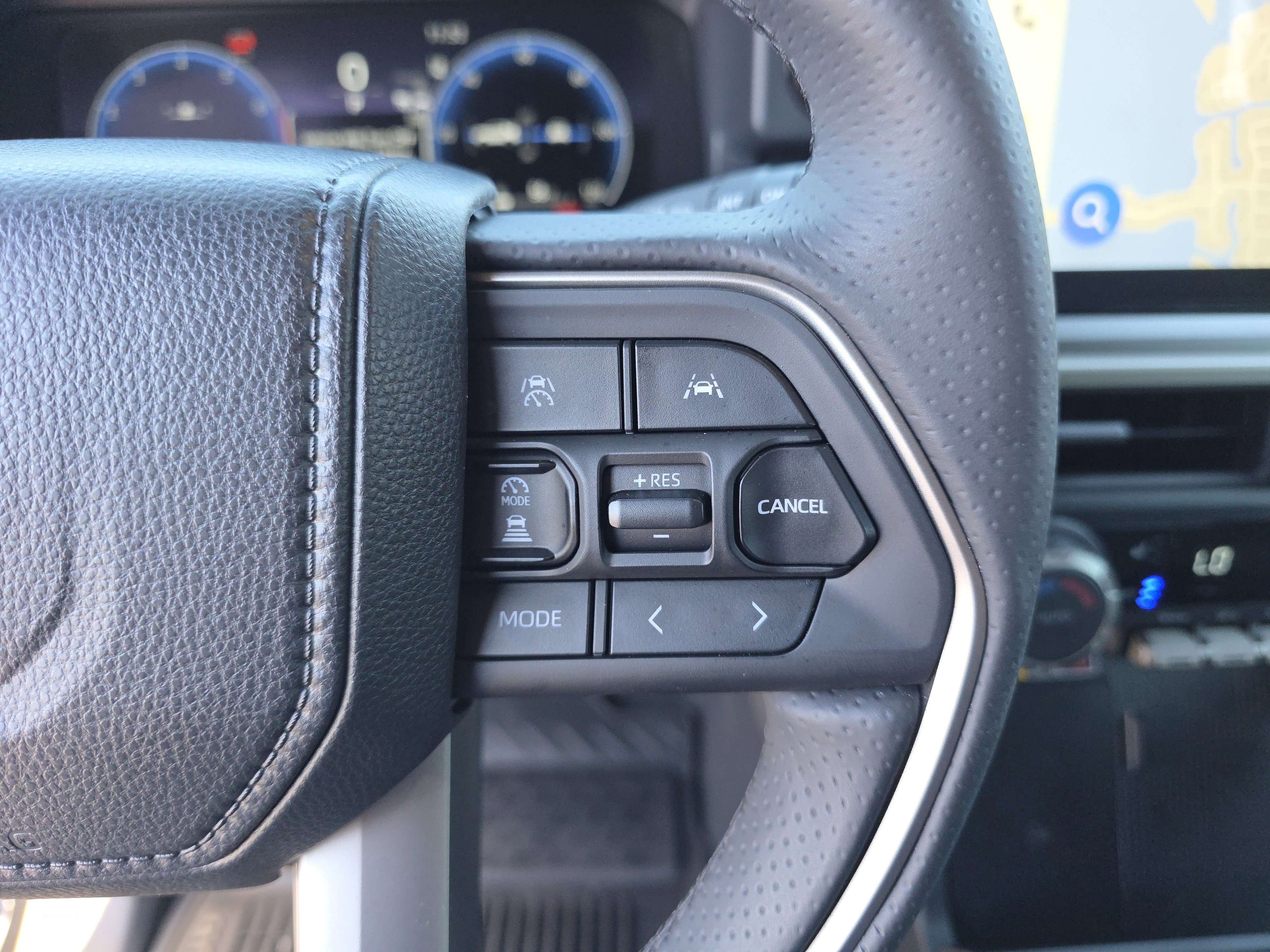 Used 2025 Toyota 4Runner Limited image 35