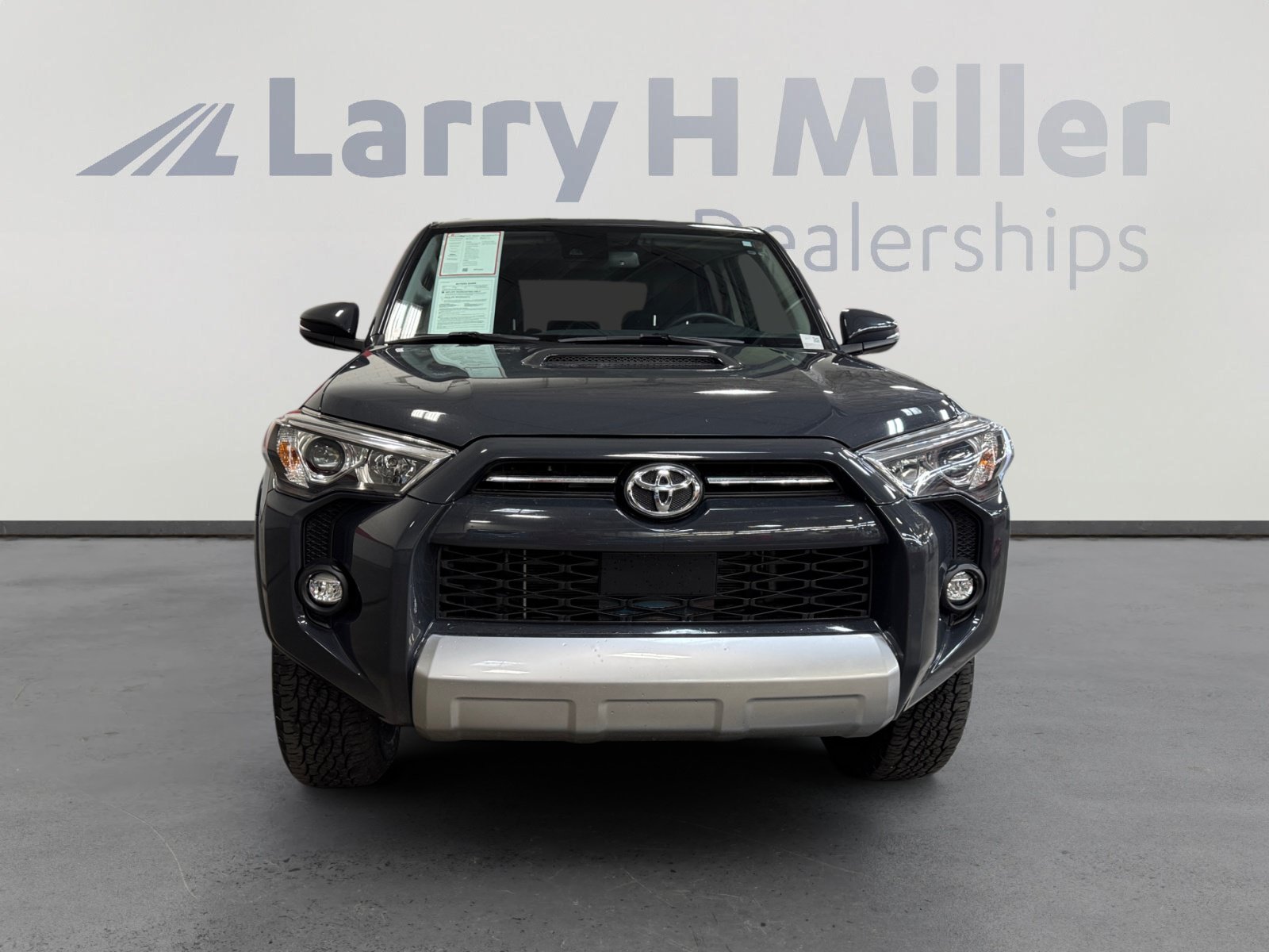Certified 2024 Toyota 4Runner TRD Off-Road Premium w/ Moonroof Package AWD/4WD image 8