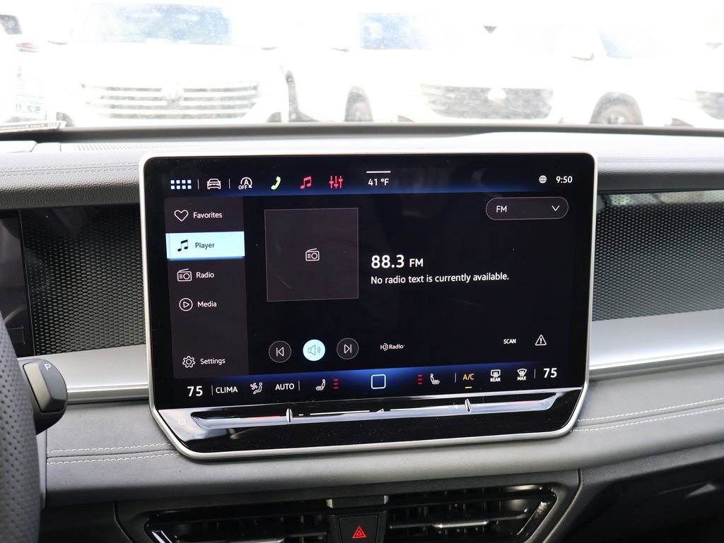 New 2026 Volkswagen Tiguan SE R-Line image 25