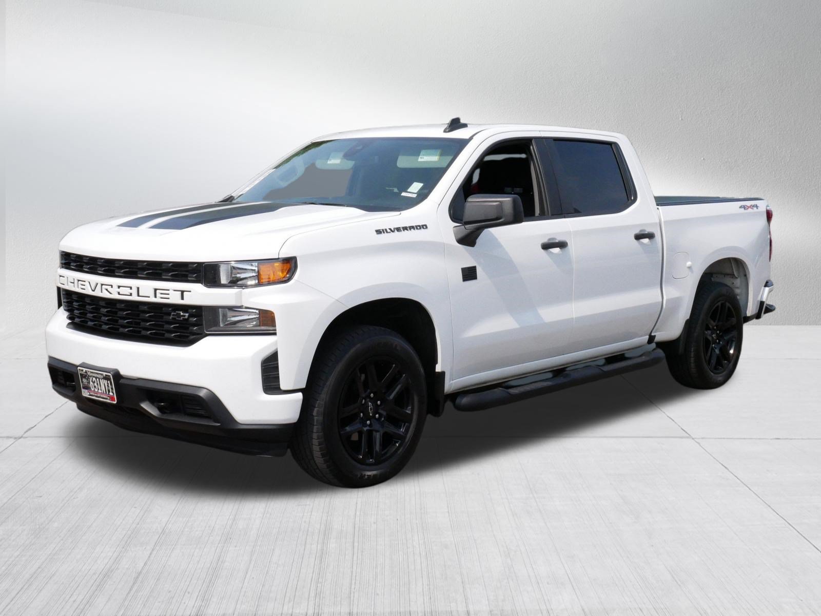 Used 2022 Chevrolet Silverado 1500 Custom w/ Rally Edition AWD/4WD image 3