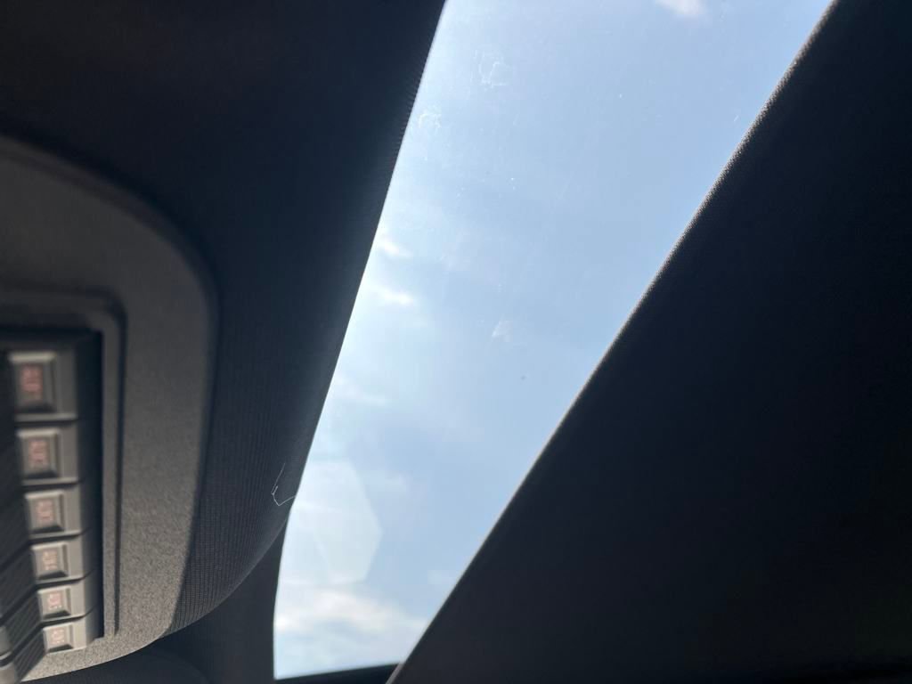 New 2025 Ford F250 Platinum w/ FX4 Off-Road Package image 23