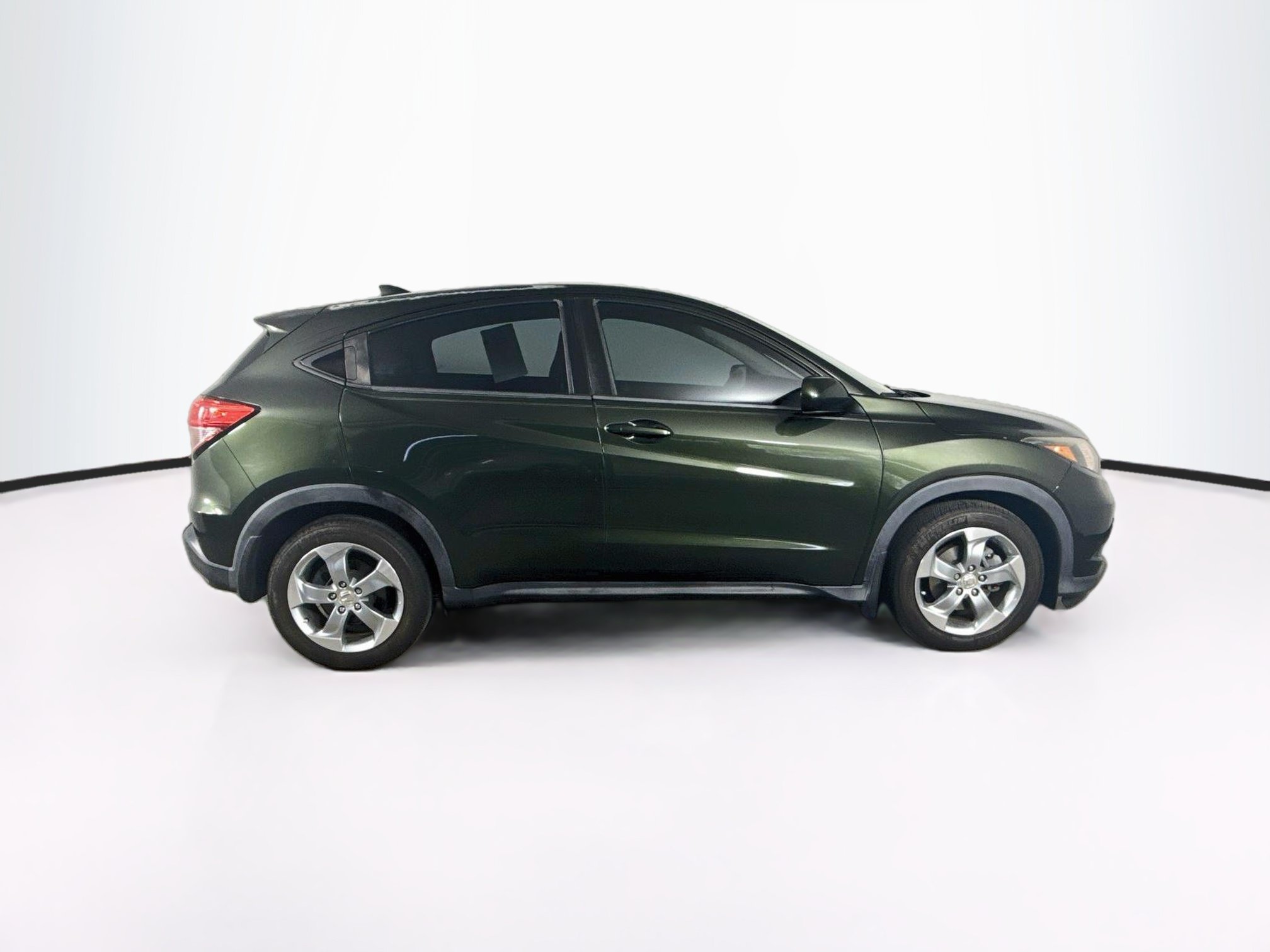 Used 2018 Honda HR-V LX image 2
