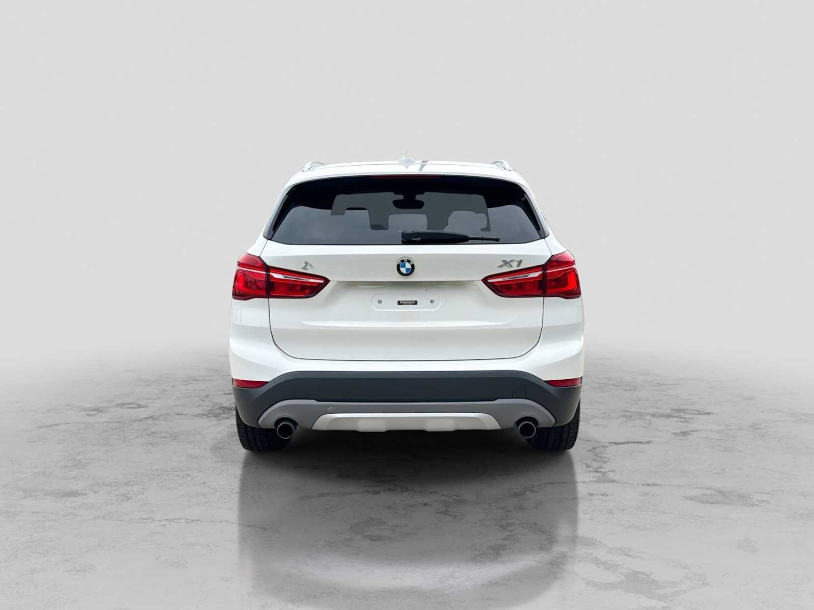Used 2017 BMW X1 sDrive28i FWD image 5