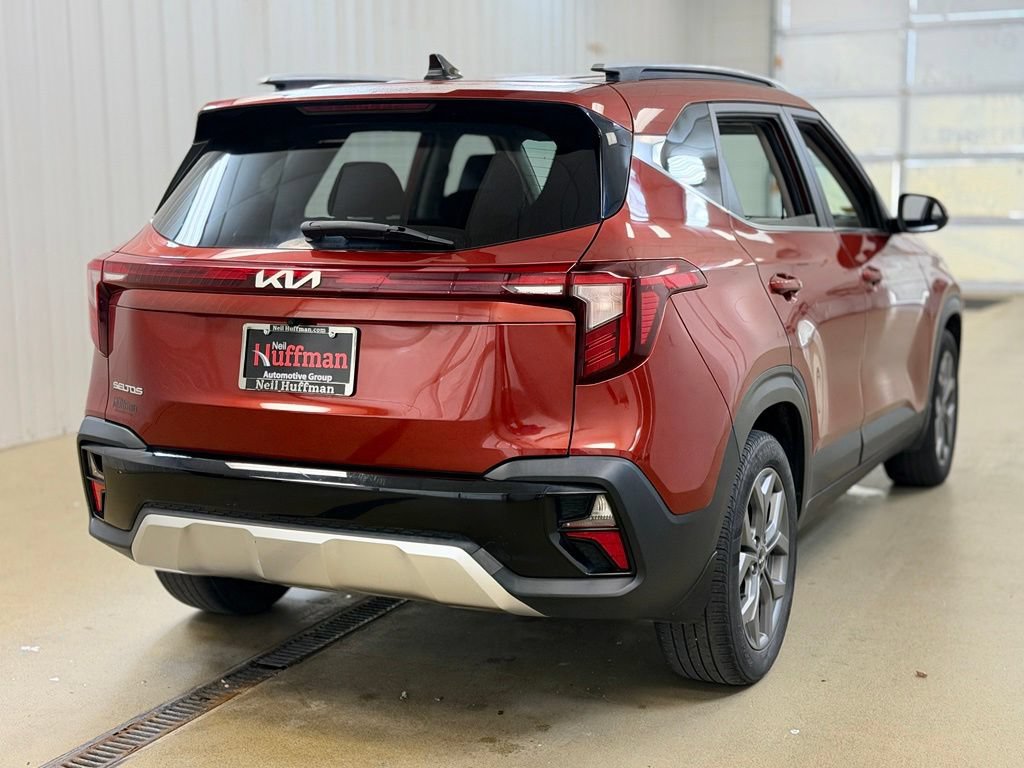Used 2024 Kia Seltos S FWD image 5