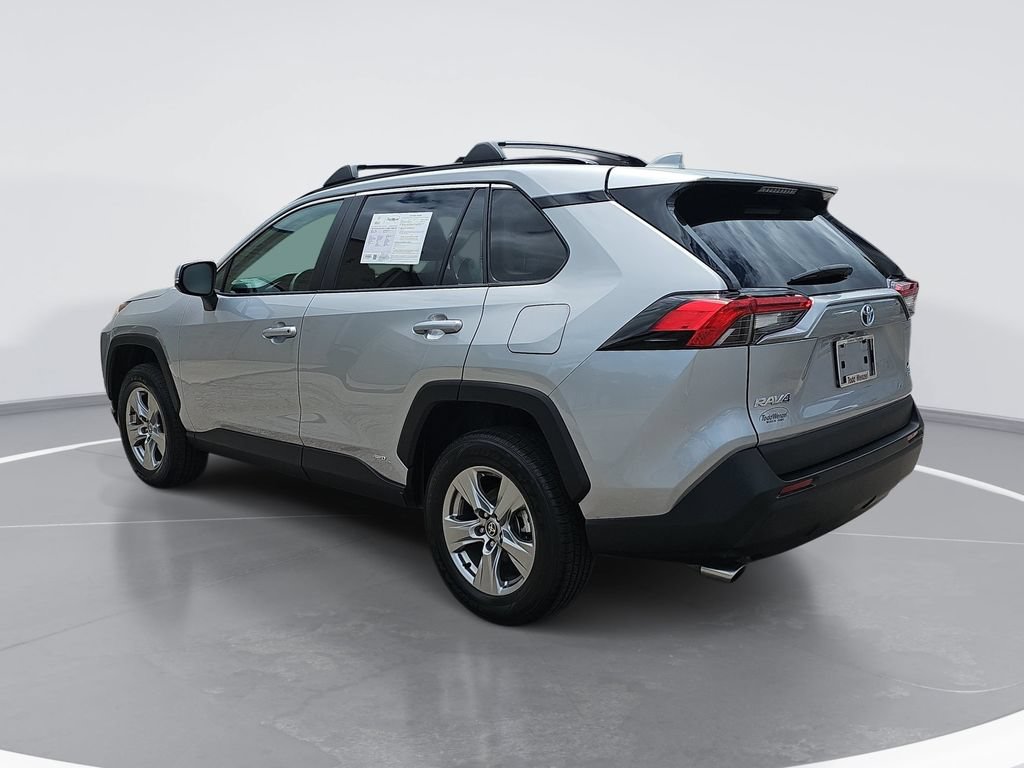 Used 2024 Toyota RAV4 XLE w/ Convenience Package AWD/4WD image 6