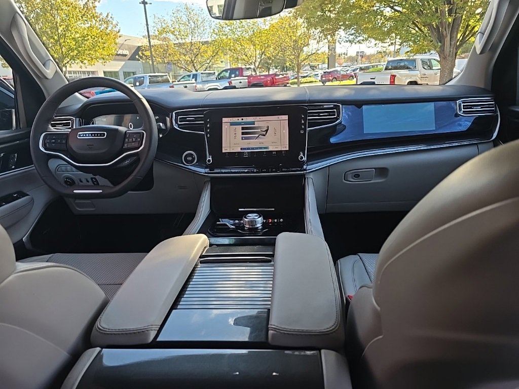 Used 2022 Jeep Wagoneer Series I w/ Convenience Group I image 16