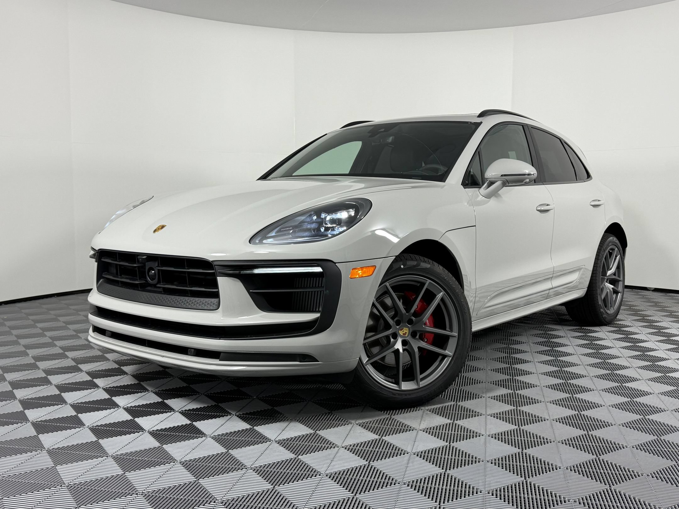 New 2026 Porsche Macan S