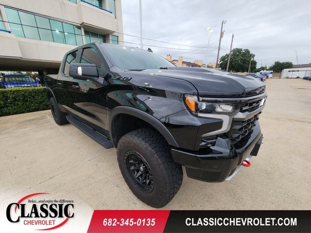 Used 2024 Chevrolet Silverado 1500 ZR2 w/ Technology Package AWD/4WD image 1