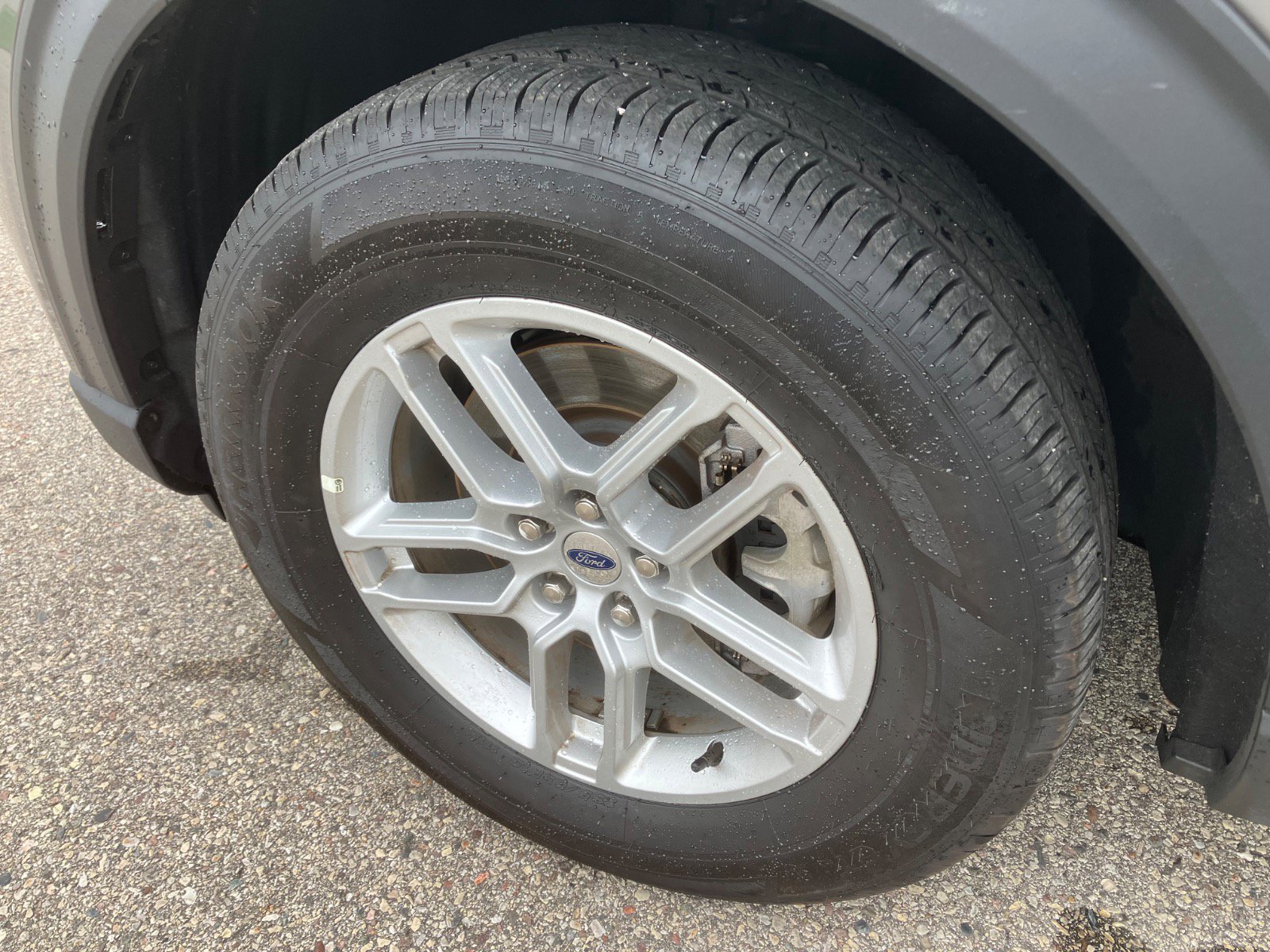 Used 2026 Ford Explorer Active AWD/4WD image 9