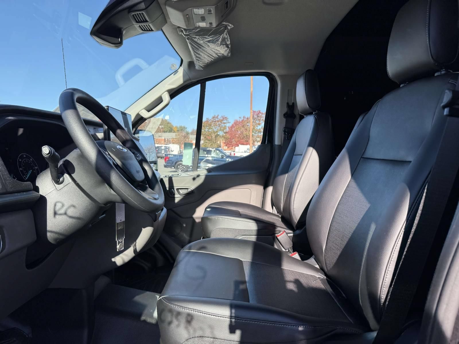 New 2025 Ford Transit 250 Low Roof w/ Load Area Protection Package RWD image 9