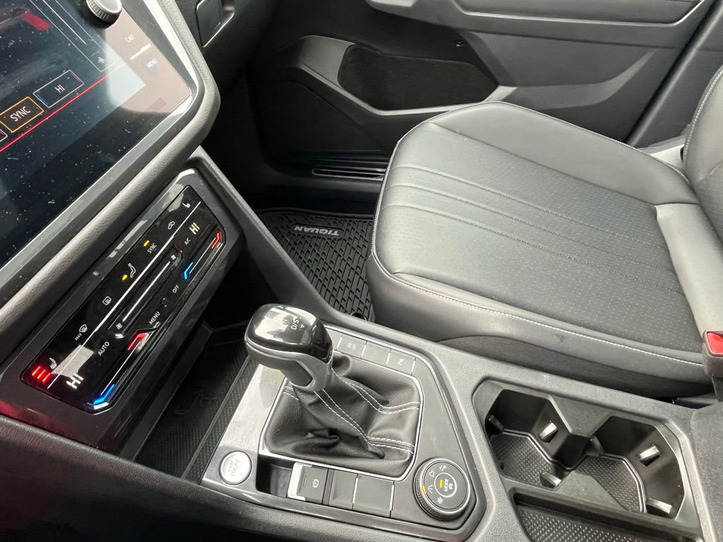 Used 2024 Volkswagen Tiguan SE R-Line image 22