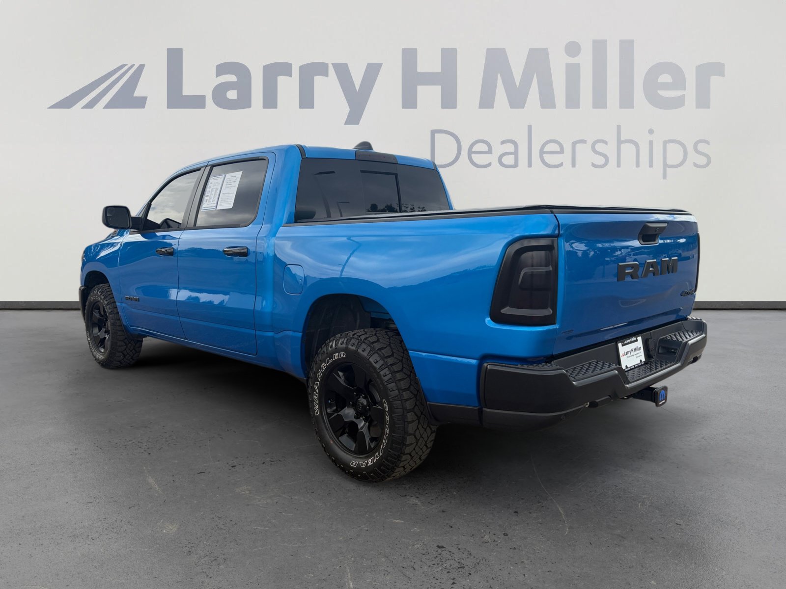 Used 2026 RAM 1500 Classic Warlock AWD/4WD image 4