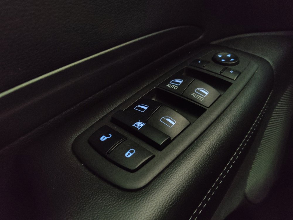 Used 2021 Dodge Durango SXT AWD/4WD image 27