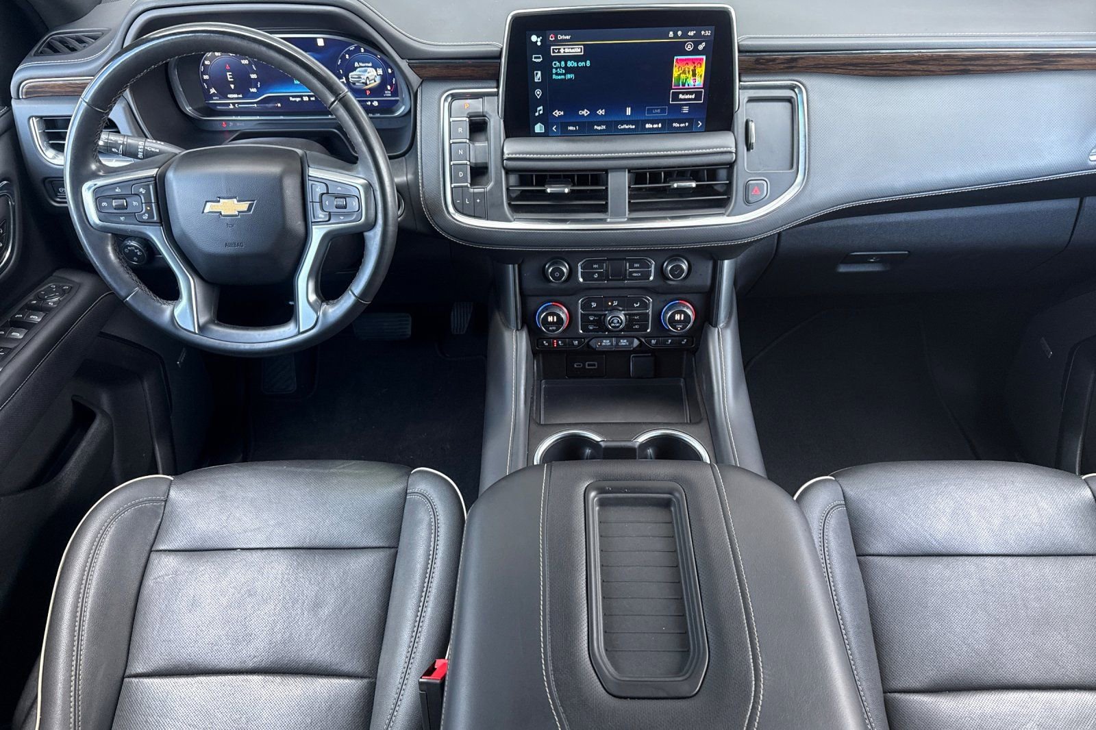 Used 2023 Chevrolet Suburban Premier AWD/4WD image 14