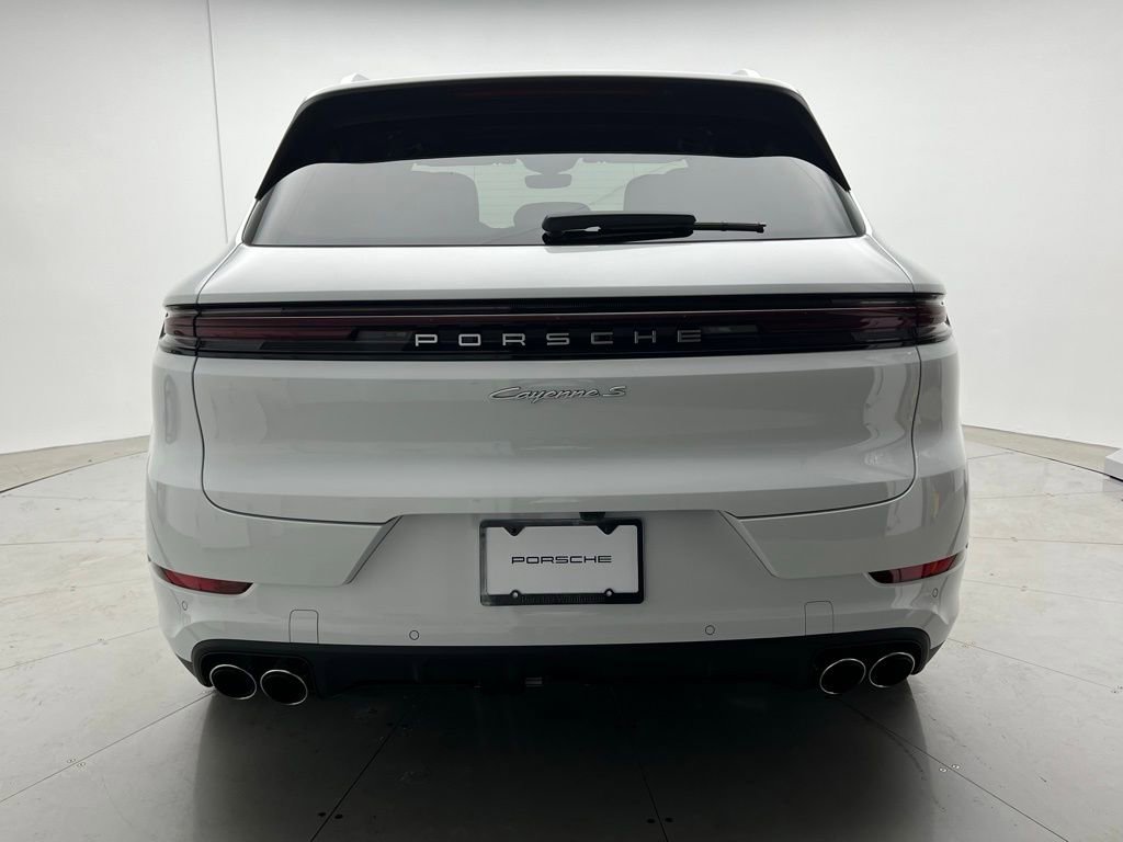 New 2026 Porsche Cayenne S image 21