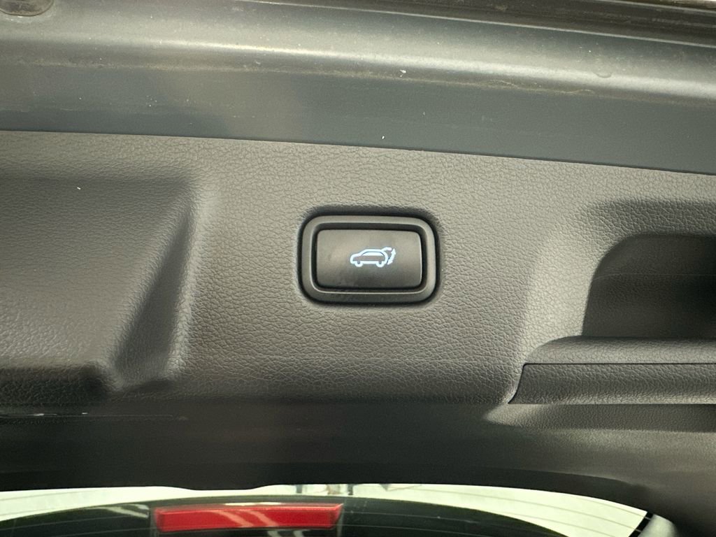 Used 2024 Hyundai Palisade SEL w/ Premium Package image 22