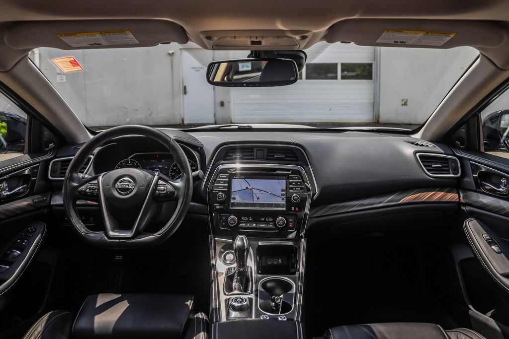 Used 2018 Nissan Maxima Platinum FWD image 25
