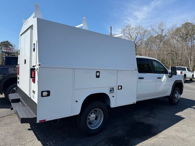 Used 2025 GMC Sierra 3500 Pro w/ Convenience Package RWD image 2