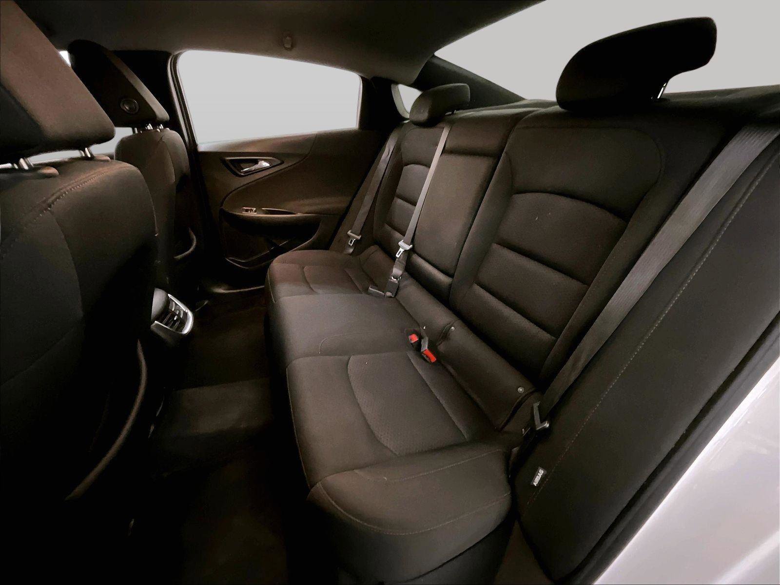 Used 2020 Chevrolet Malibu LT FWD image 25