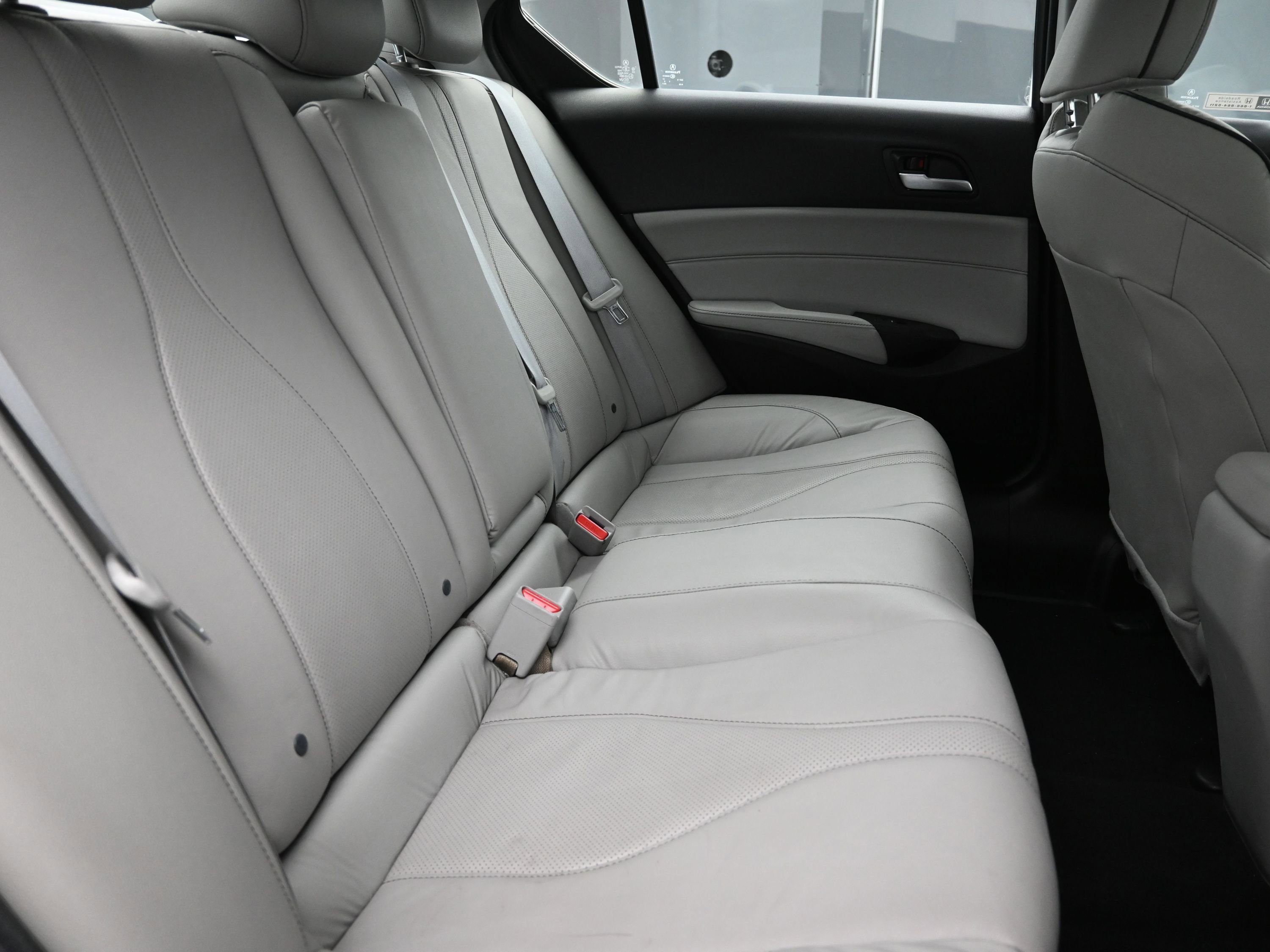 Used 2020 Acura ILX w/ Premium Package image 24