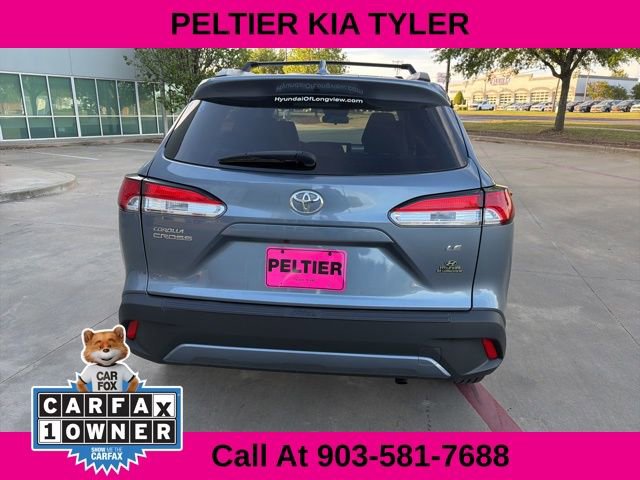 Used 2023 Toyota Corolla Cross LE image 11