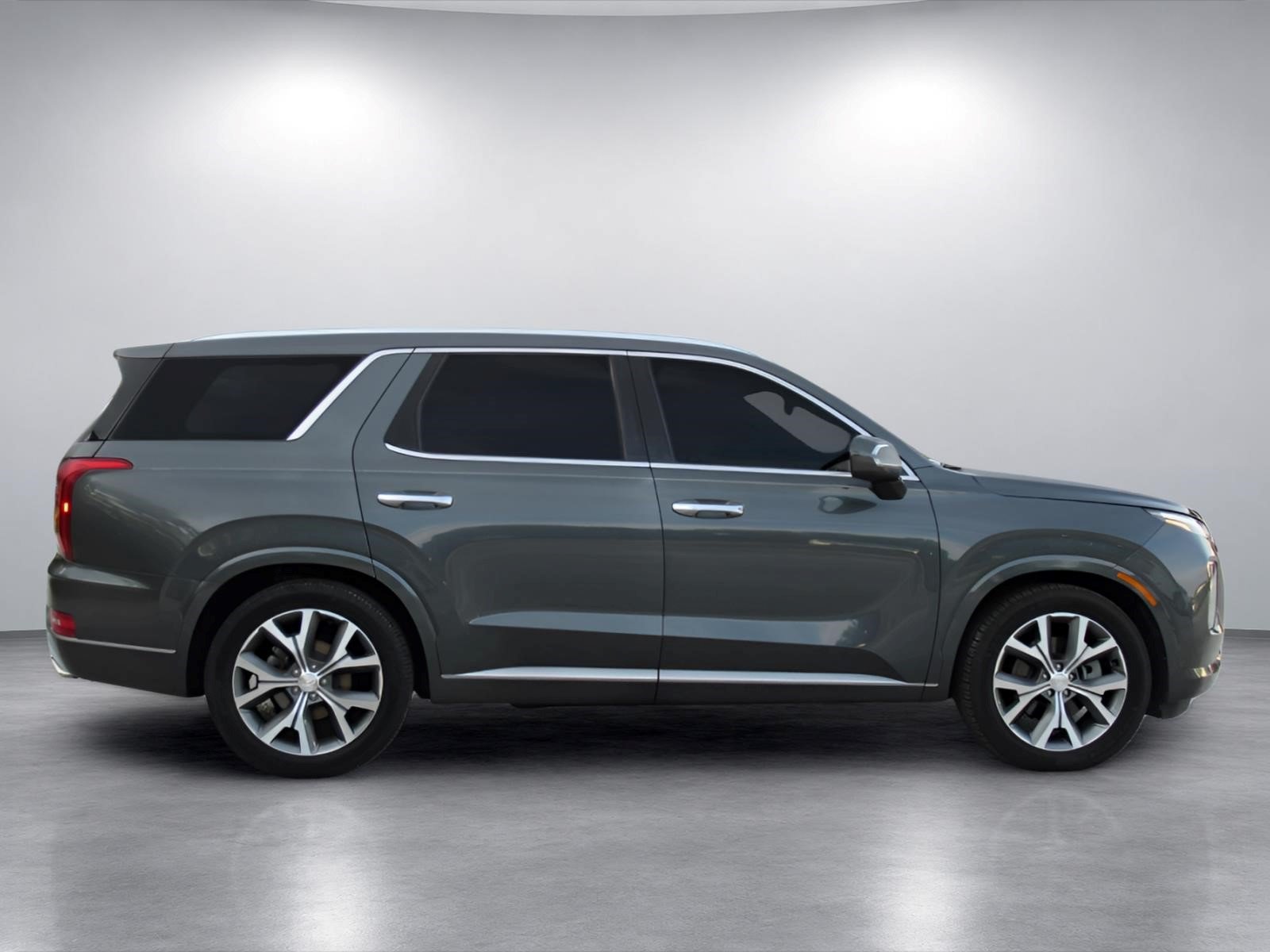 Used 2022 Hyundai Palisade Limited FWD image 2