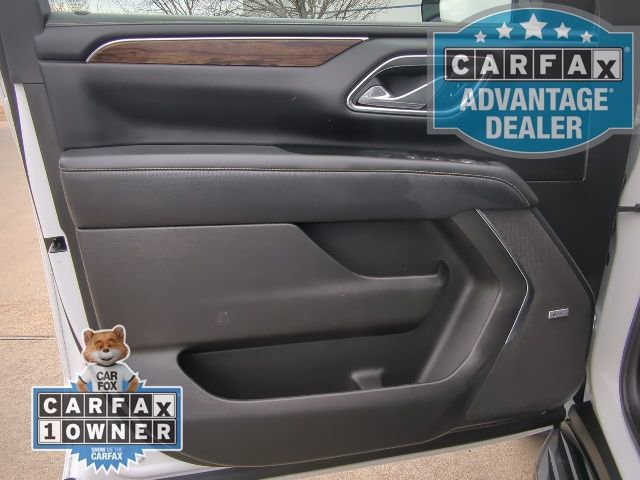 Used 2024 Chevrolet Suburban Premier image 13