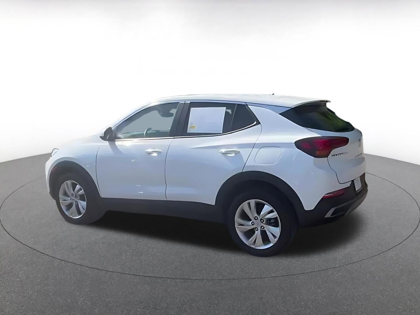 Used 2025 Buick Encore GX Preferred FWD image 10