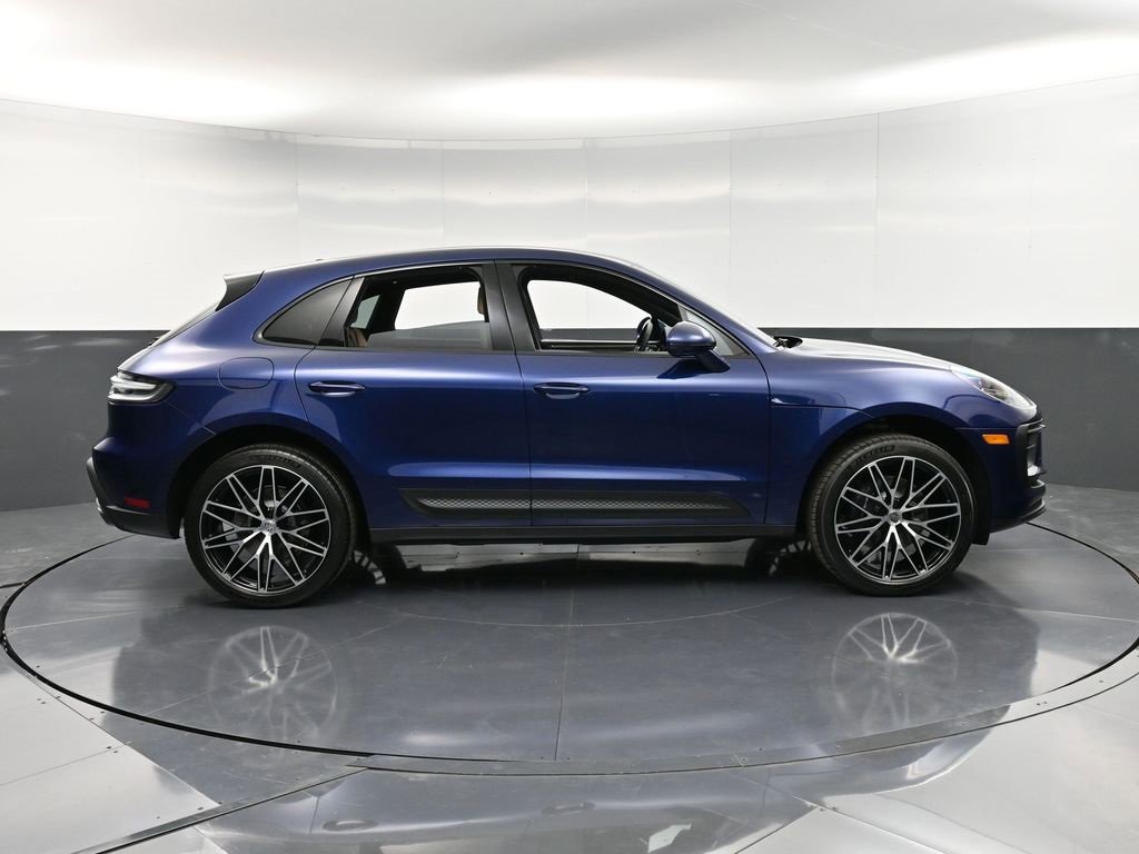 New 2026 Porsche Macan image 9