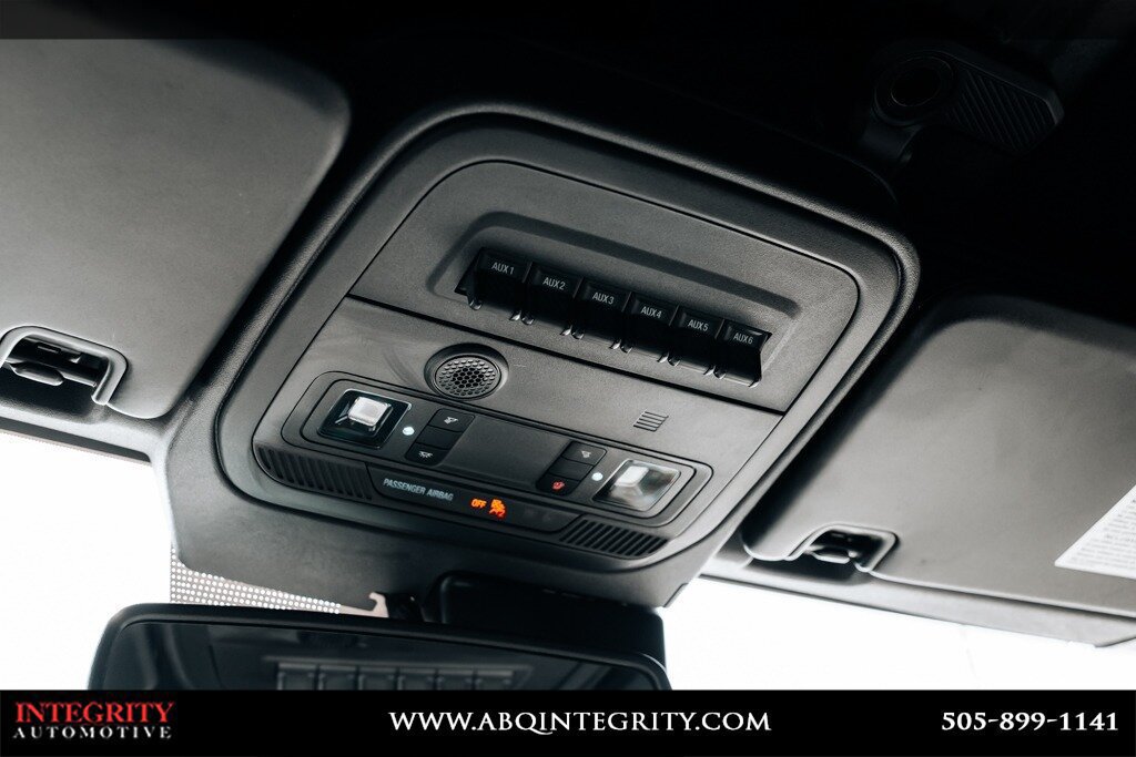 Used 2024 Ford Bronco Everglades AWD/4WD image 41