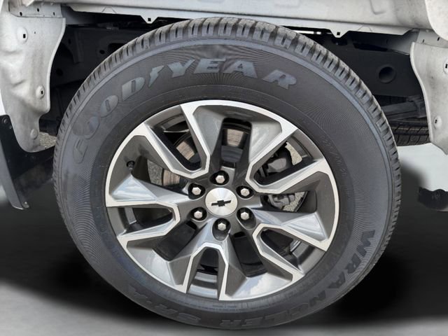 Certified 2022 Chevrolet Silverado 1500 RST image 36