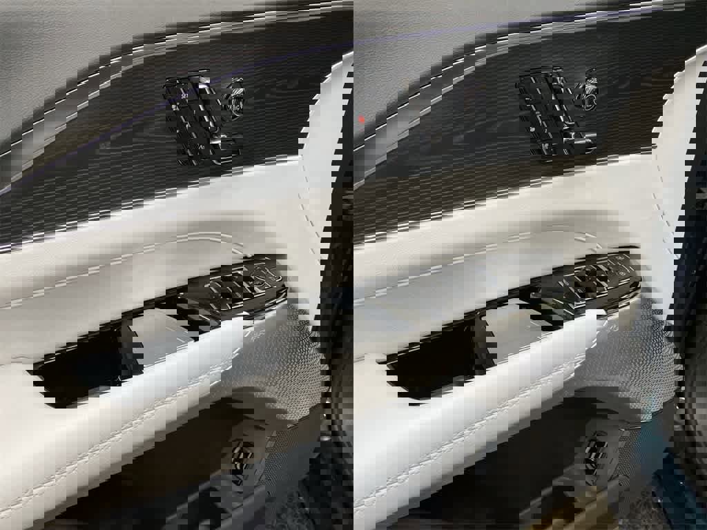 Certified 2025 Cadillac Lyriq Luxury w/ LPO, Floor Liner Package image 15