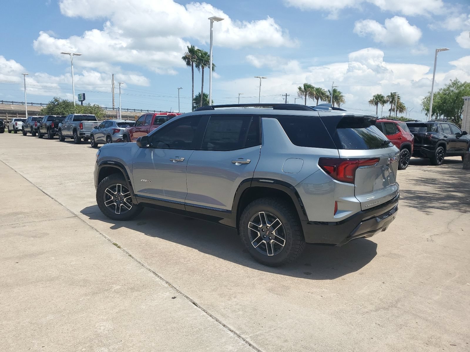 New 2026 GMC Terrain AT4 w/ Technology Package II AWD/4WD image 5