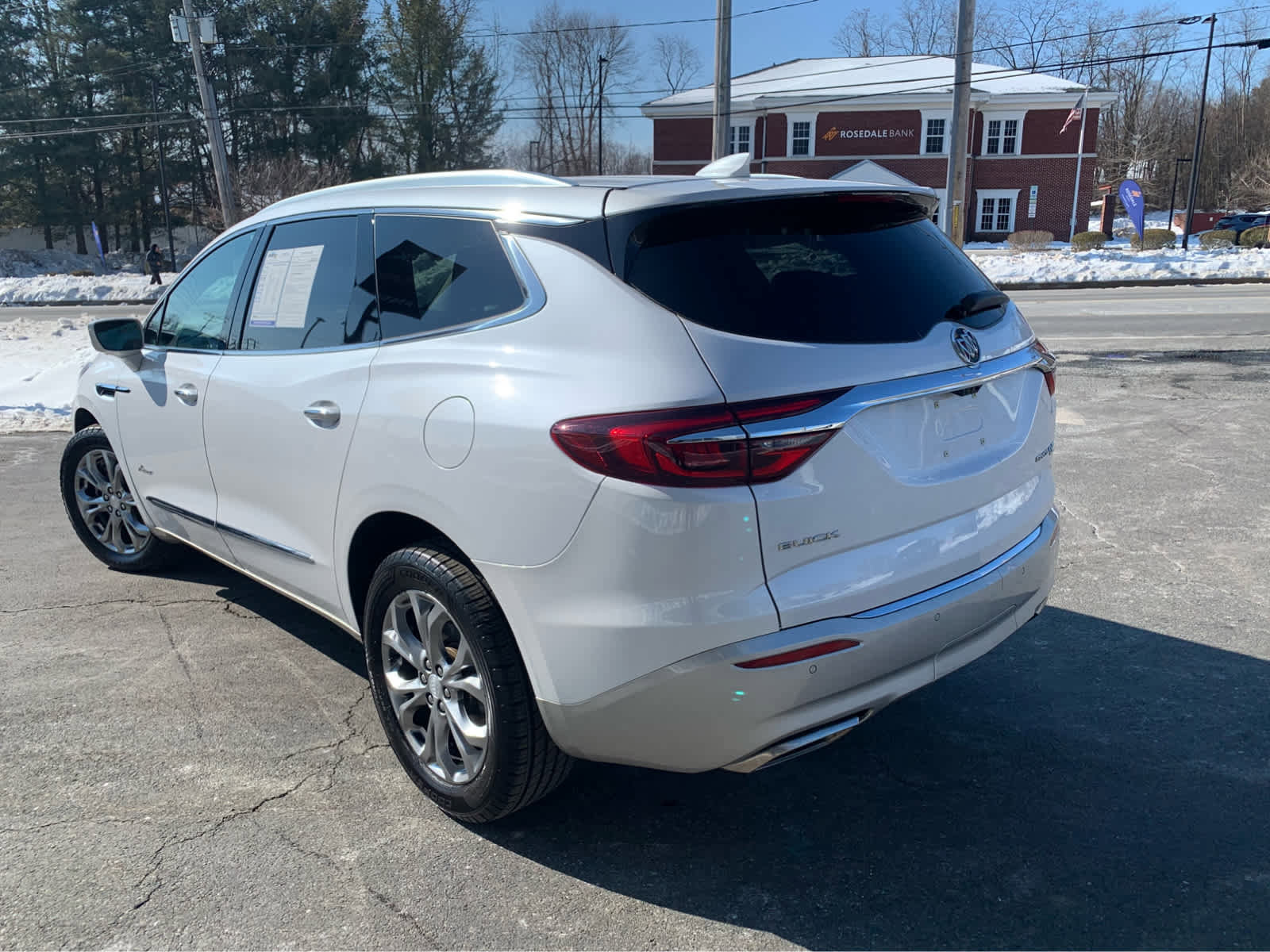 Used 2018 Buick Enclave Avenir w/ Avenir Technology Package image 4