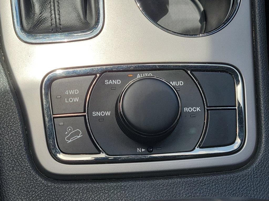 Used 2021 Jeep Grand Cherokee Limited w/ Quick Order Package 28K 80th AWD/4WD image 32