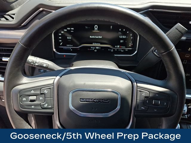 Used 2025 GMC Sierra 2500 Denali Ultimate AWD/4WD image 4