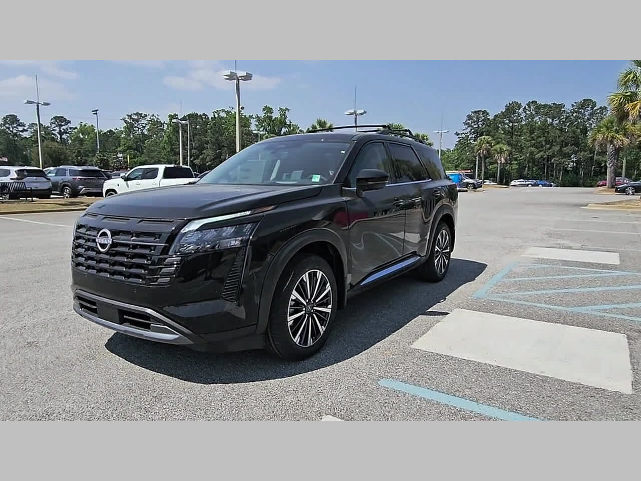 New 2026 Nissan Pathfinder Platinum w/ Cargo Package FWD image 22