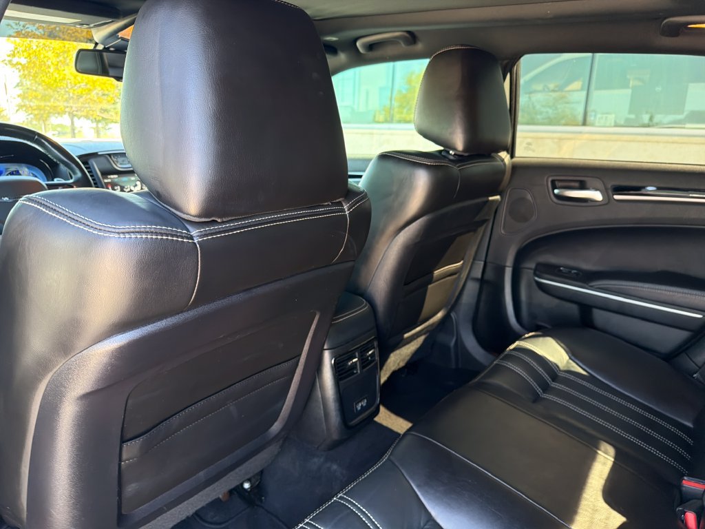 Used 2022 Chrysler 300 S RWD image 32