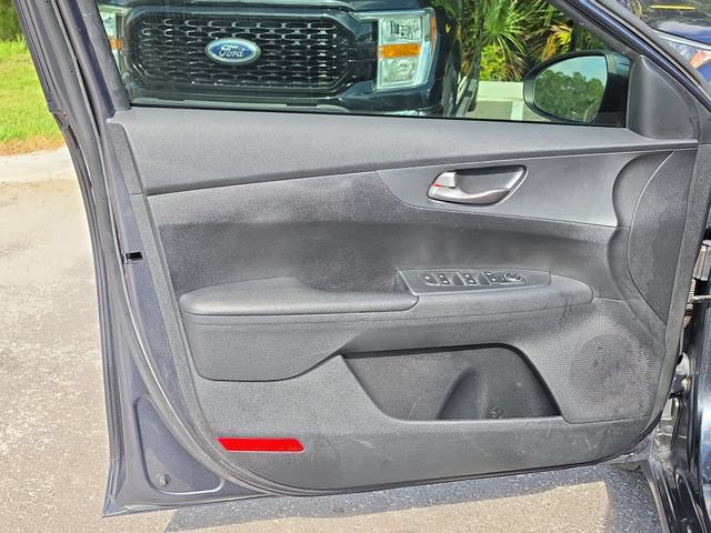 Used 2021 Kia Forte LXS FWD image 15