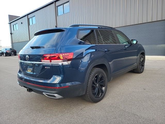 Used 2022 Volkswagen Atlas SE image 3