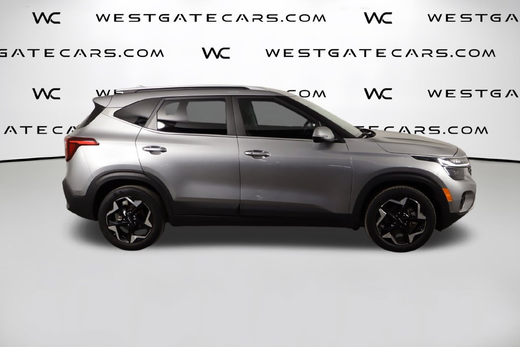 Used 2024 Kia Seltos EX FWD image 47