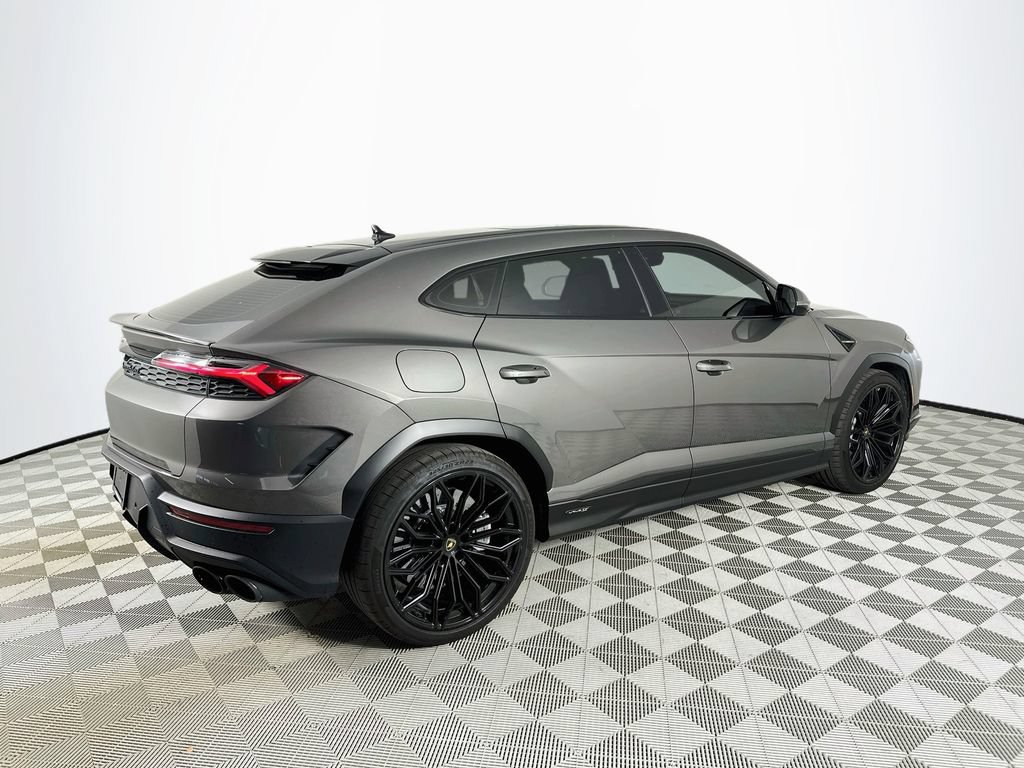 Used 2025 Lamborghini Urus SE AWD/4WD image 7