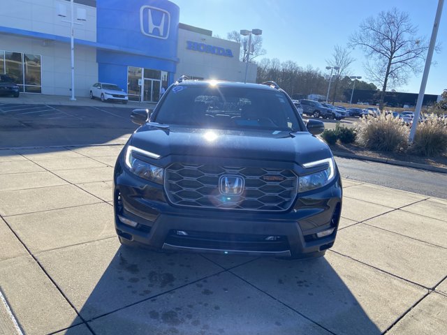 Used 2023 Honda Passport TrailSport image 3