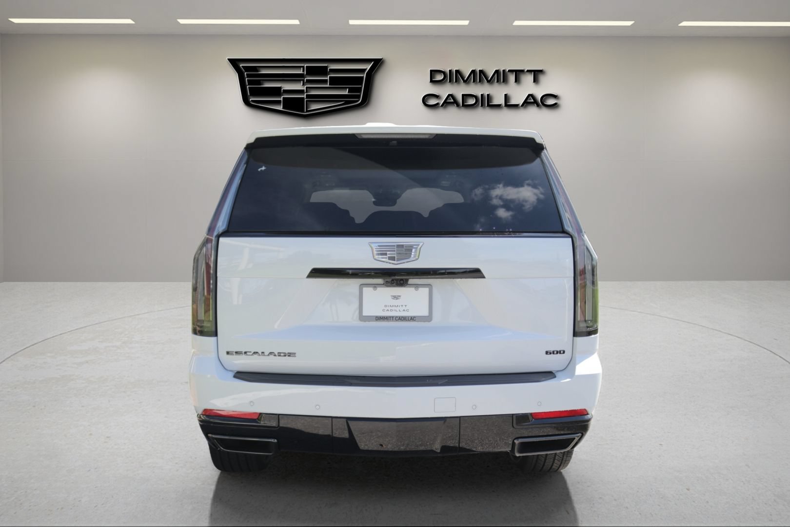 New 2026 Cadillac Escalade ESV Platinum Sport w/ LPO, ONYX Package AWD/4WD image 6